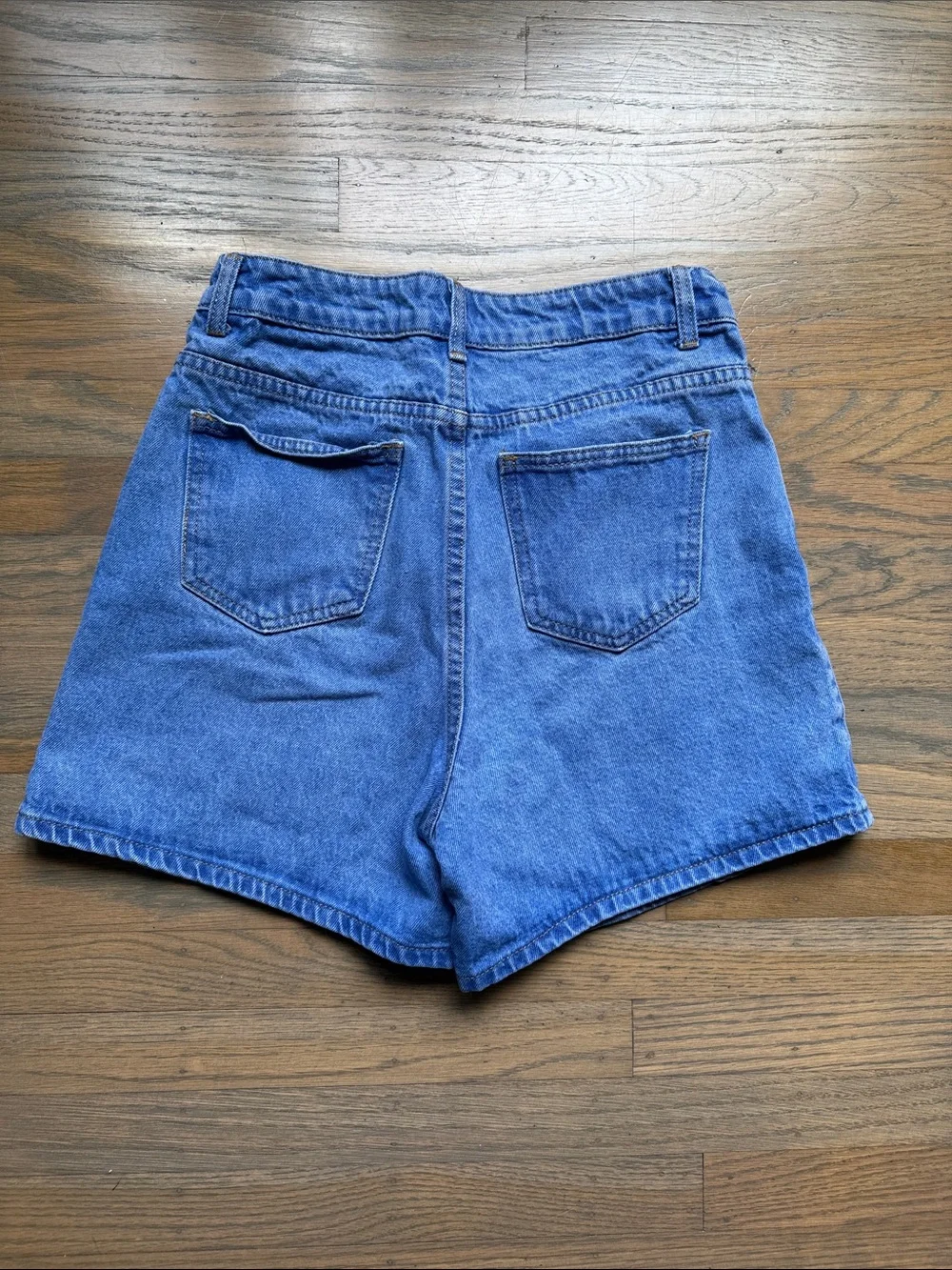 Princess Polly Blue High-Rise Denim Shorts size 6 - Picture 8 of 8